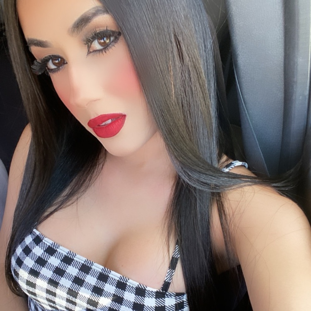 Meet your Posher, Alanis